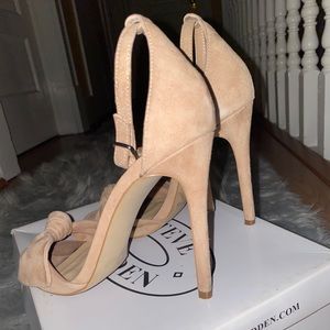 Dixie Nude Sue Steve Madden.